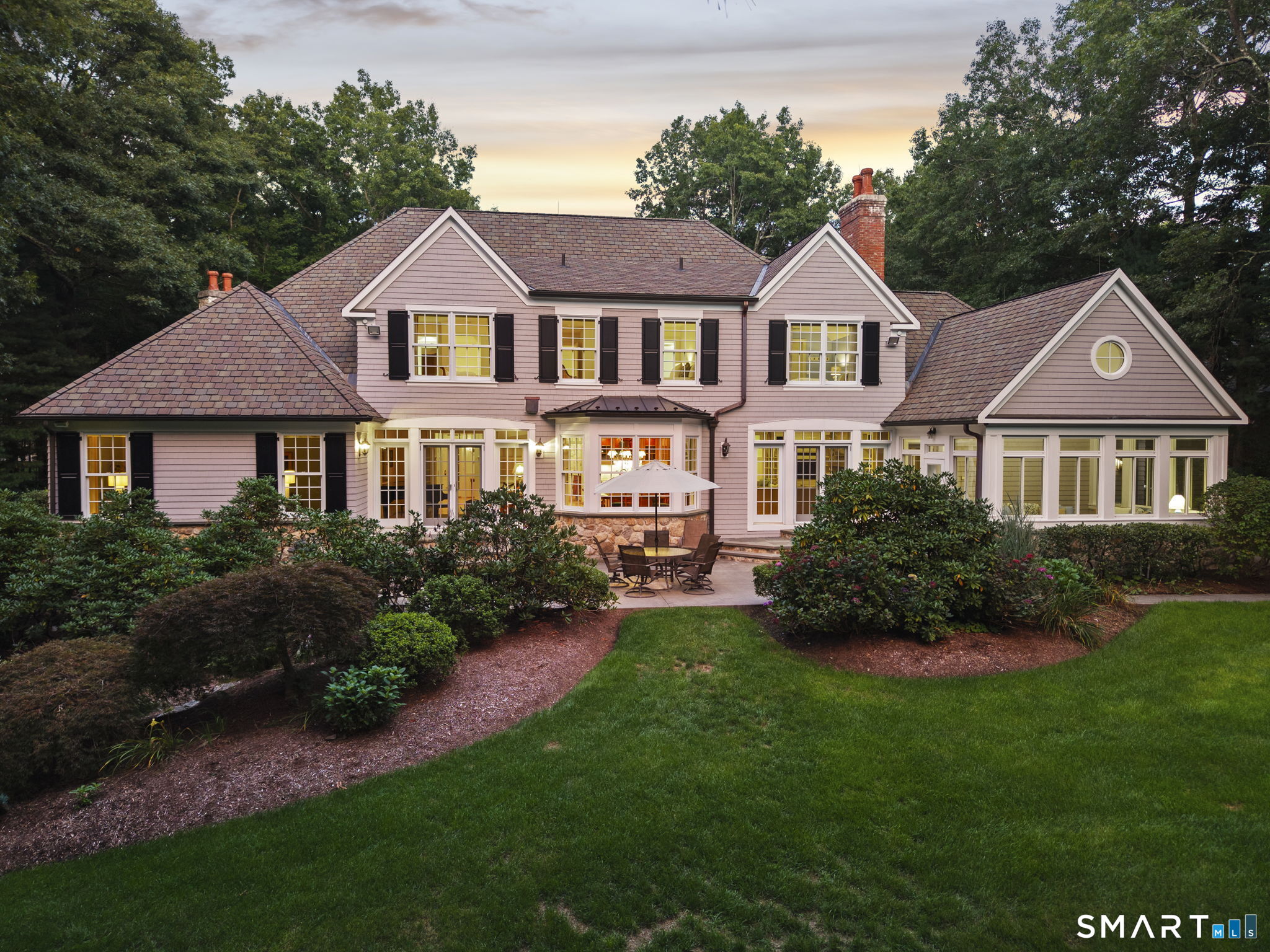 10 Pembroke Hill Farmington CT 06032