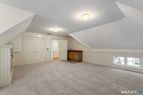10 Pembroke Hill Farmington CT 06032