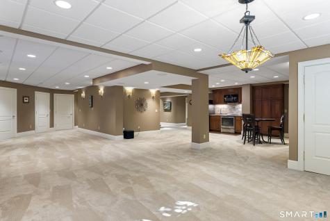 10 Pembroke Hill Farmington CT 06032