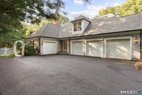 10 Pembroke Hill Farmington CT 06032