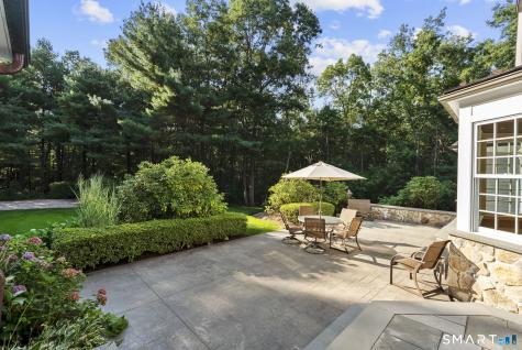 10 Pembroke Hill Farmington CT 06032