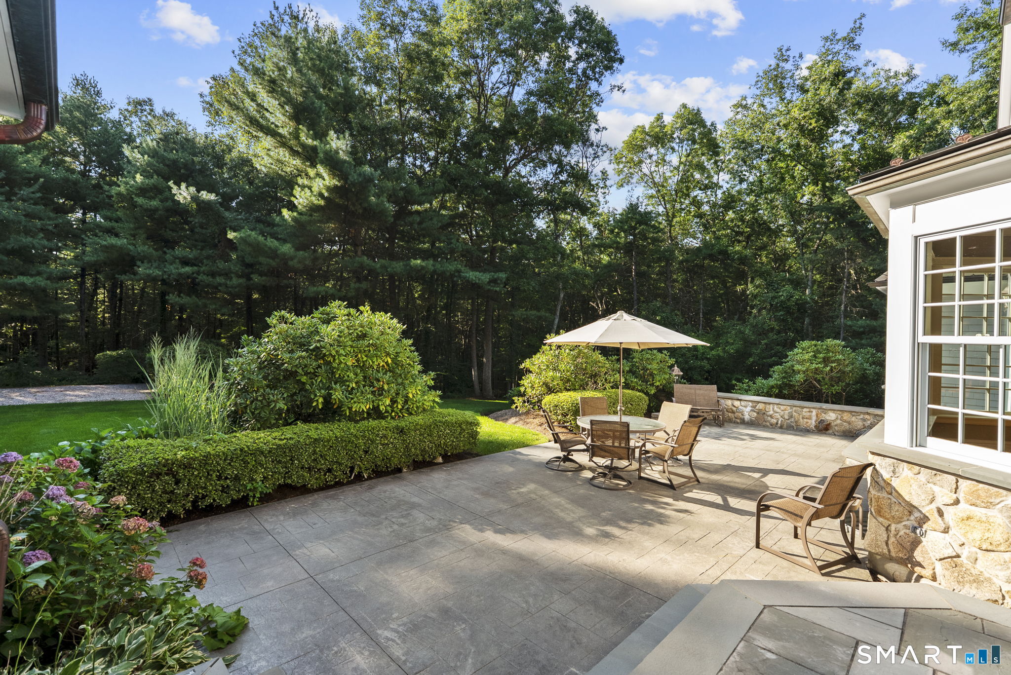 10 Pembroke Hill Farmington CT 06032