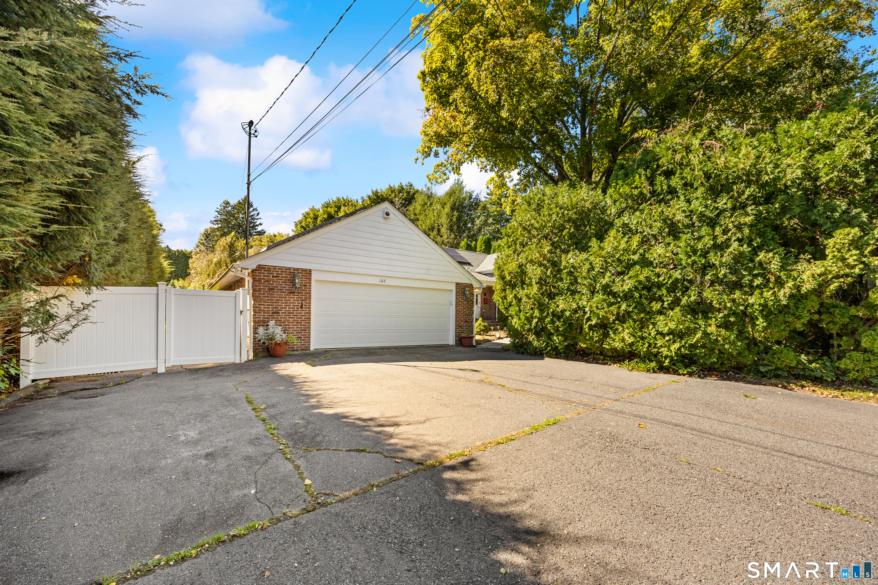 105 Guernseytown Road Watertown CT 06795