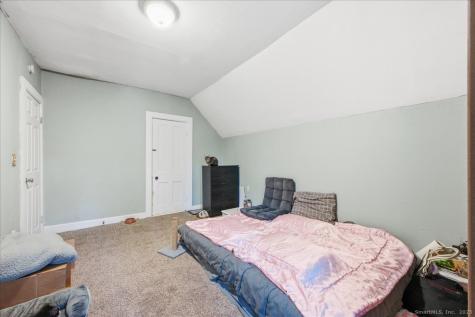 33 Division Street Norwich CT 06360