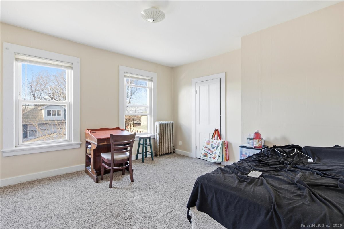 33 Division Street Norwich CT 06360