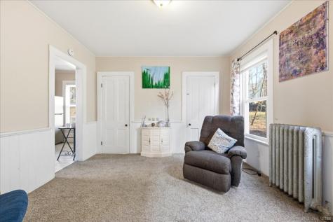 33 Division Street Norwich CT 06360