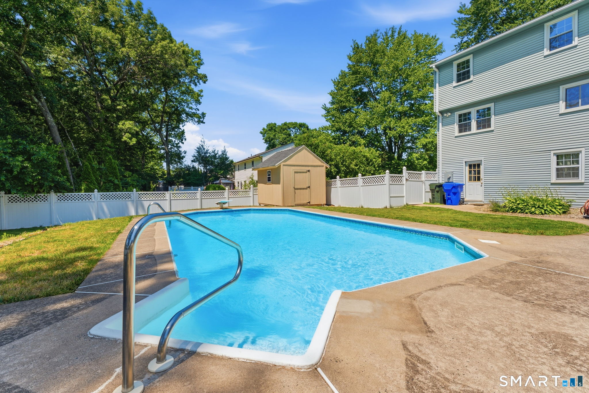 209 Timber Trail East Hartford CT 06118