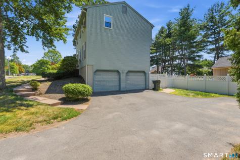209 Timber Trail East Hartford CT 06118