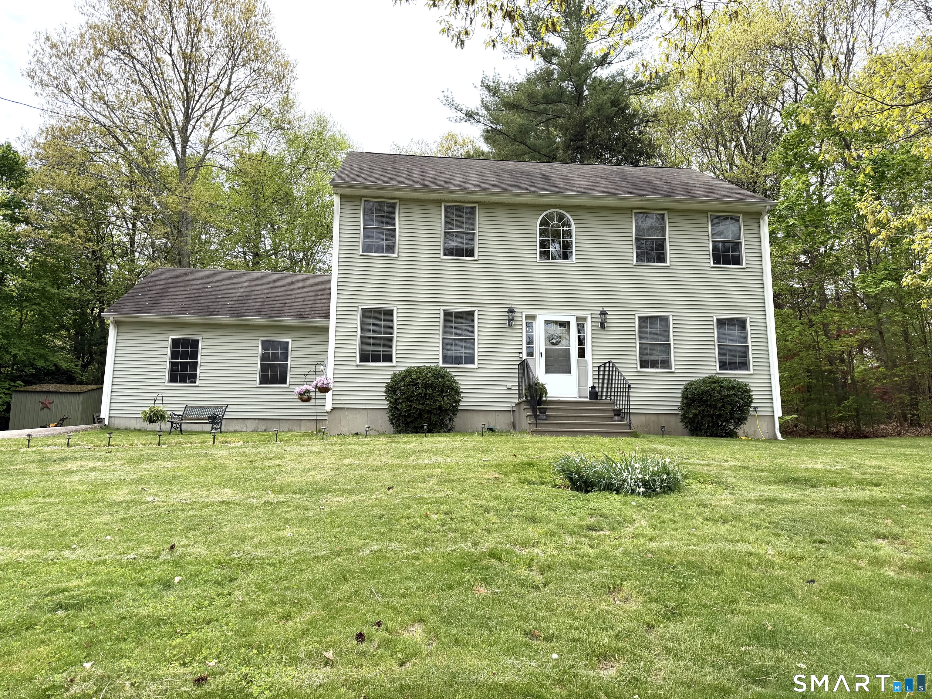19 Mckenna Avenue Griswold CT 06351
