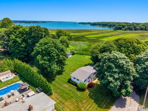 5 Tudor East Court Old Saybrook CT 06475