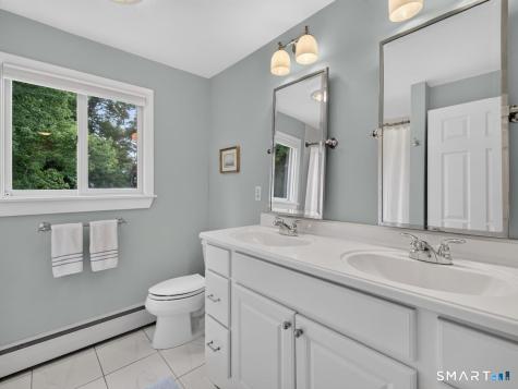 5 Tudor East Court Old Saybrook CT 06475
