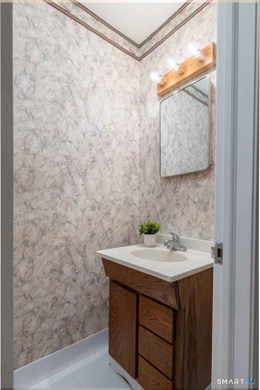 880 Whittemore Road Middlebury CT 06762