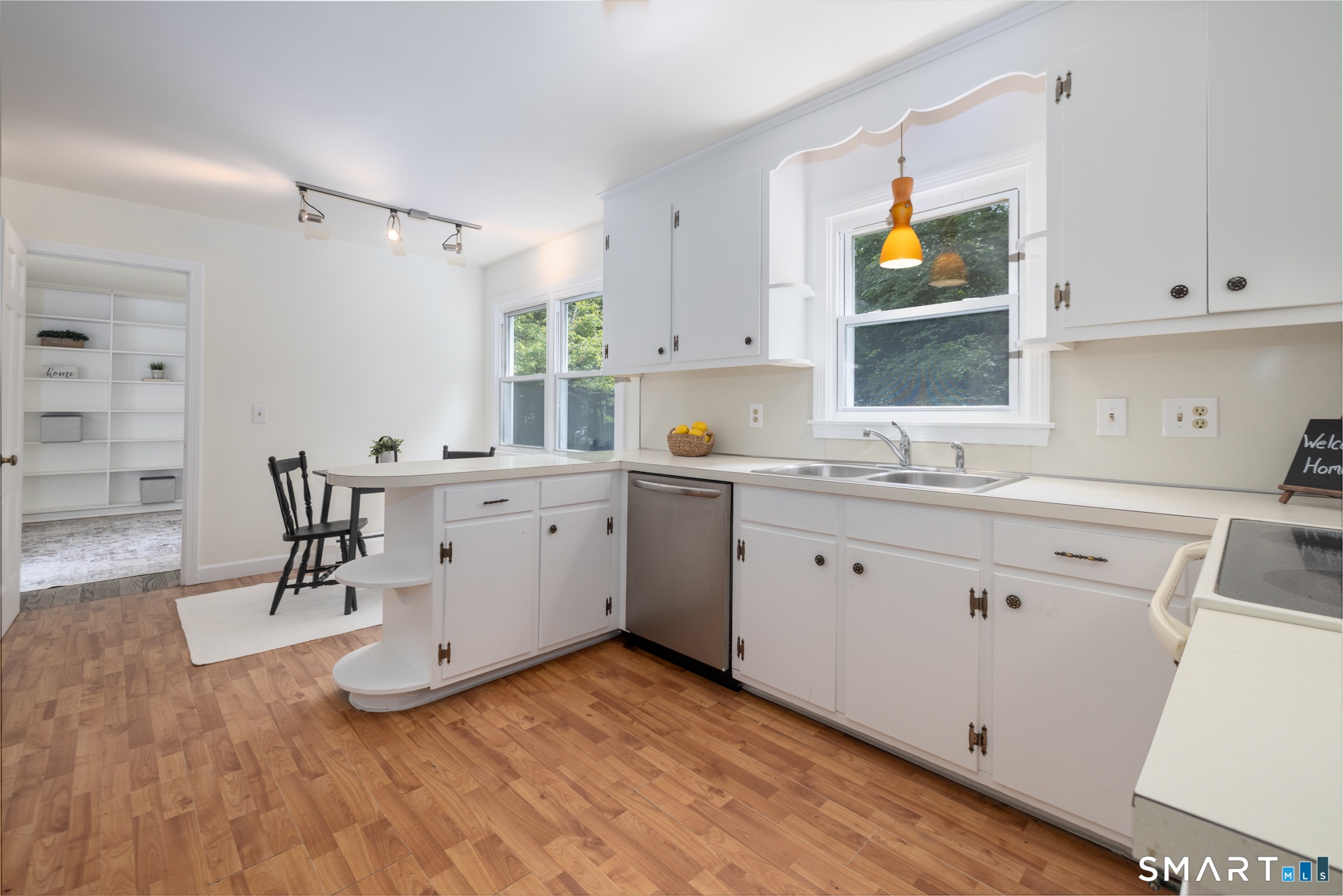 880 Whittemore Road Middlebury CT 06762