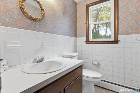 326 West Mountain Road Simsbury CT 06092