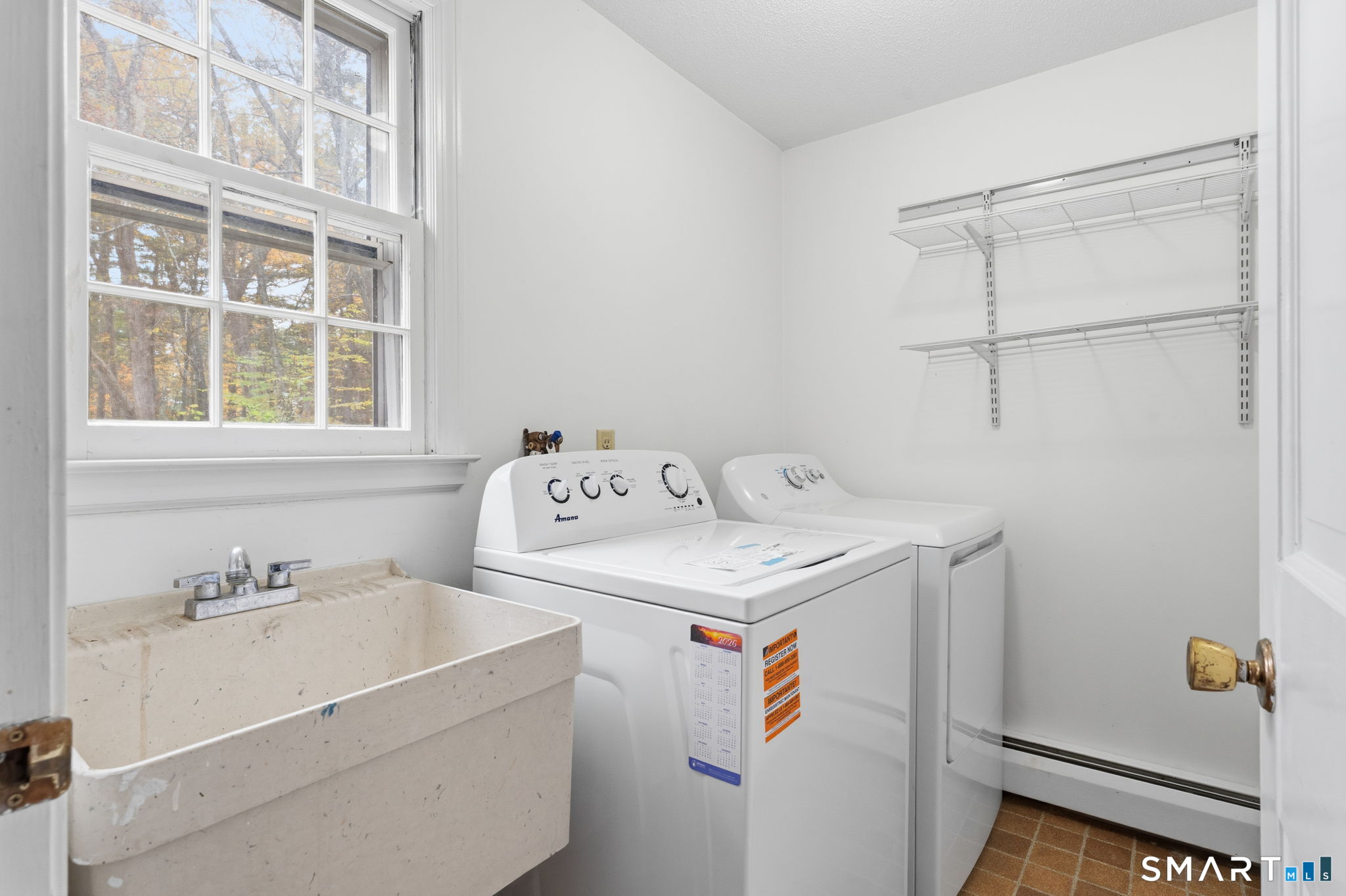 326 West Mountain Road Simsbury CT 06092