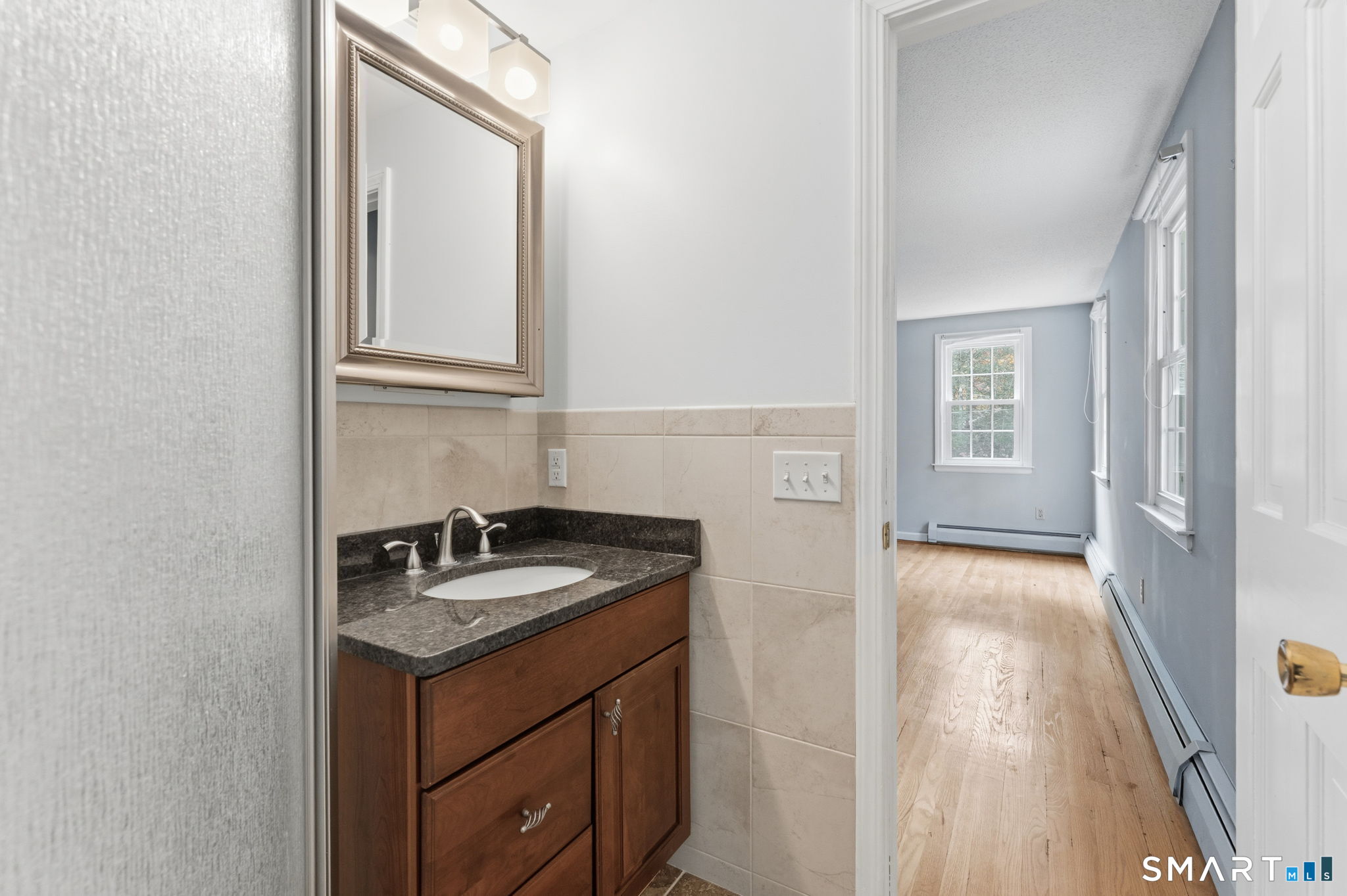 326 West Mountain Road Simsbury CT 06092