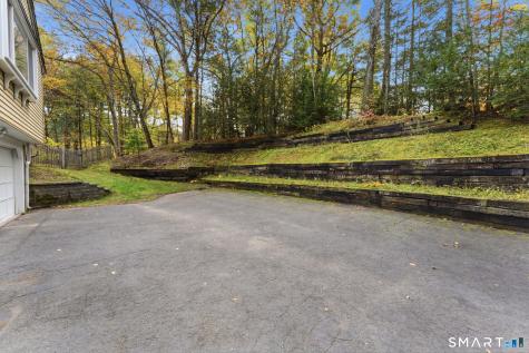 326 West Mountain Road Simsbury CT 06092