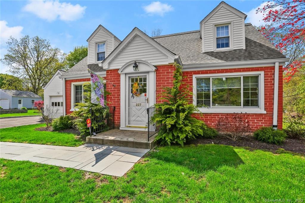 227 North Street Trumbull CT 06611