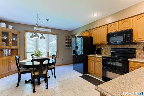 12 Big Spruce Lane West Haven CT 06516
