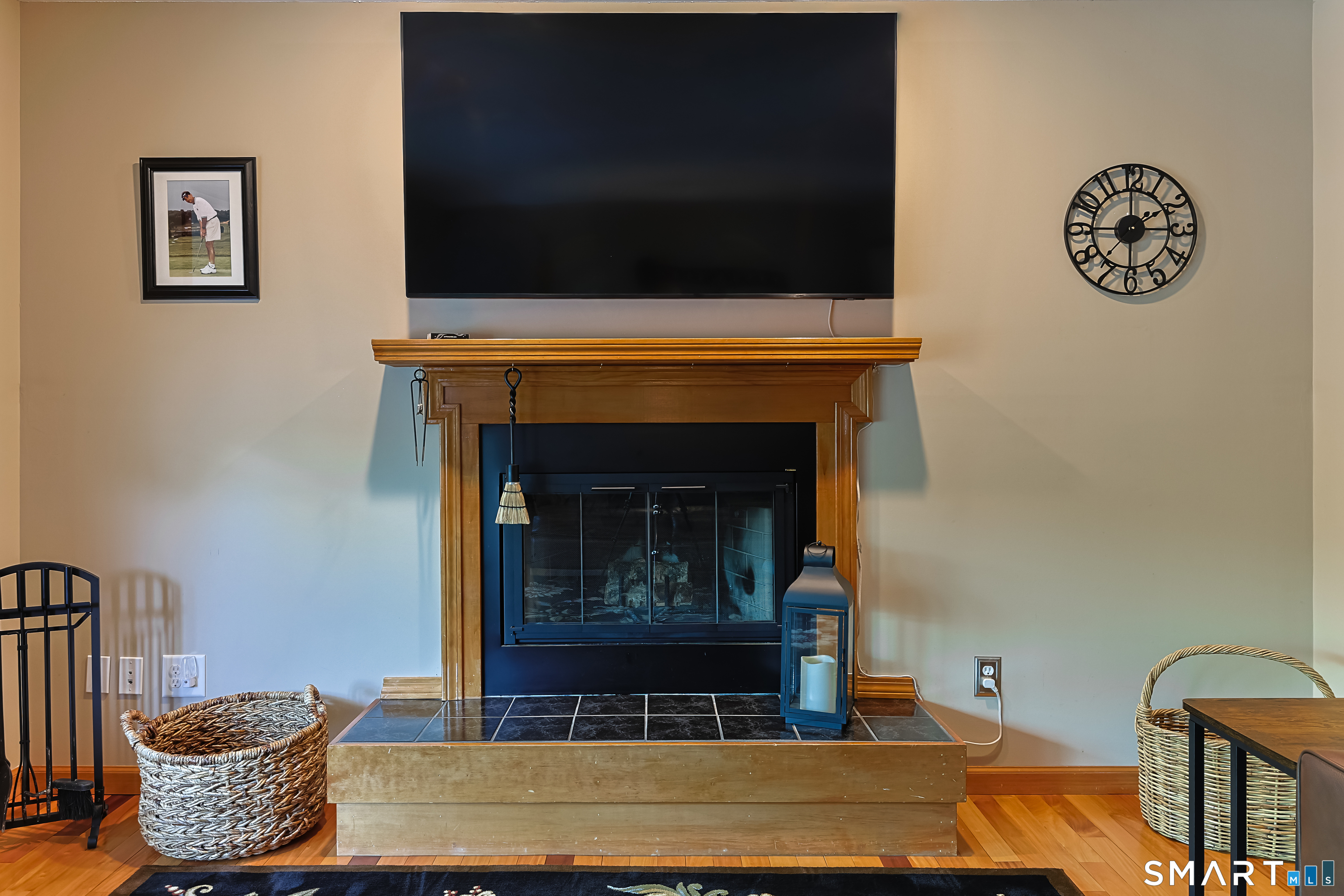 12 Big Spruce Lane West Haven CT 06516