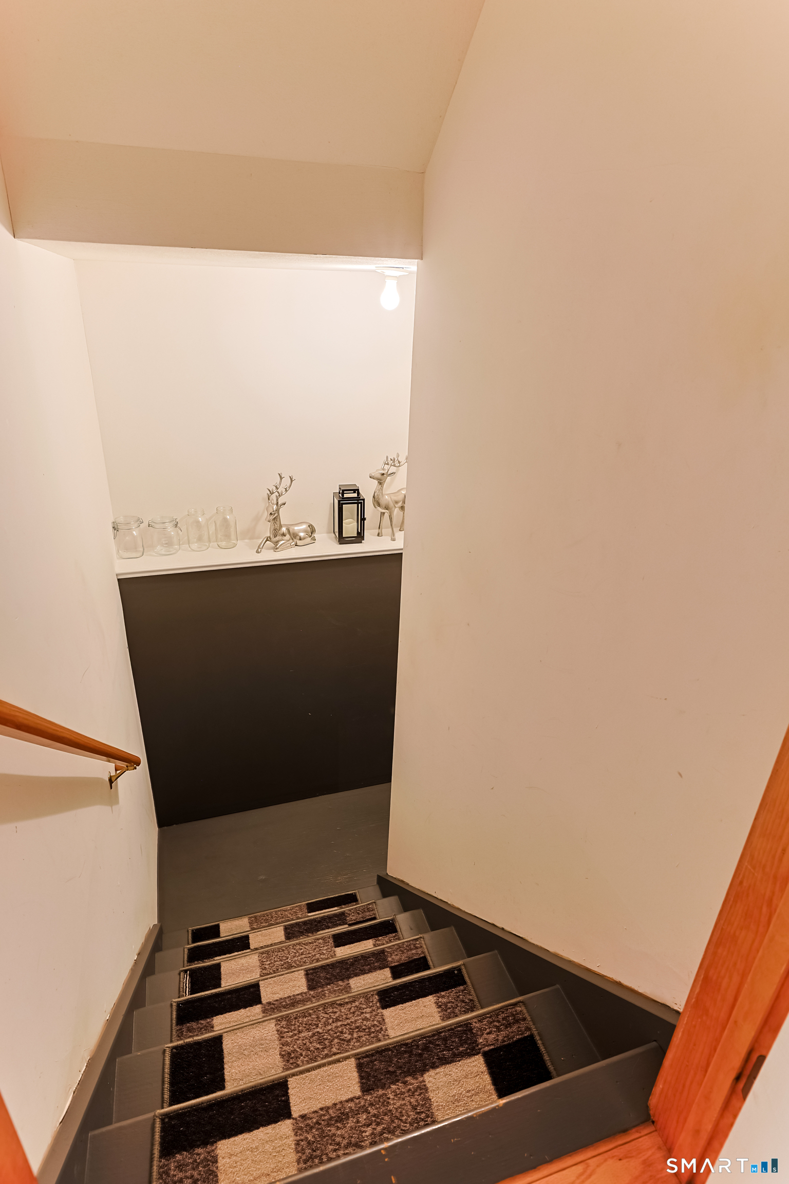 12 Big Spruce Lane West Haven CT 06516