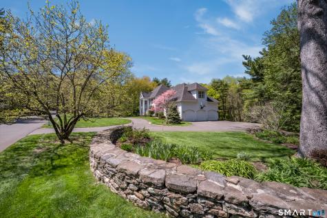 6 Timothy Way Avon CT 06001