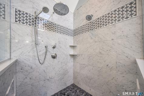 6 Timothy Way Avon CT 06001