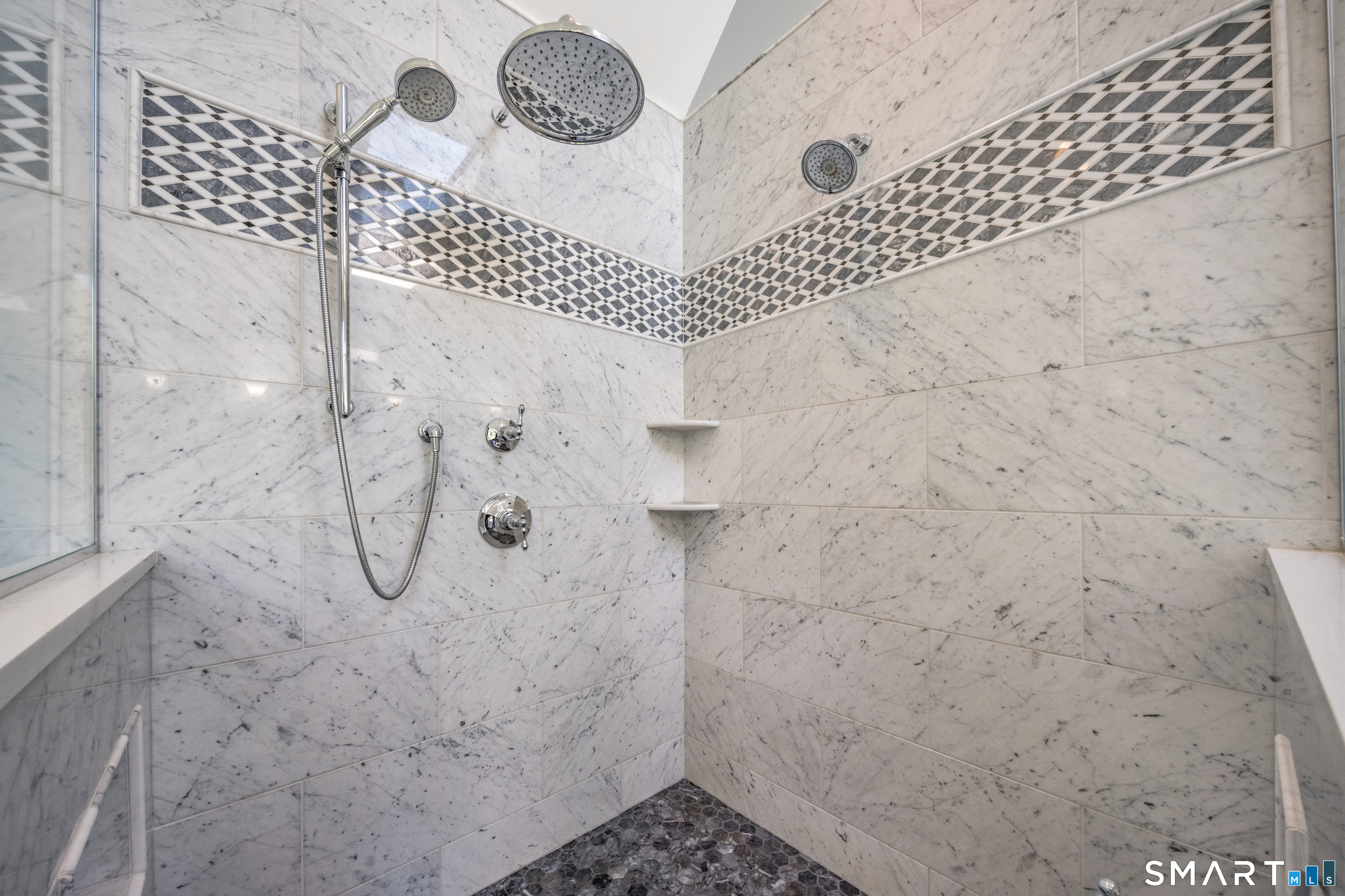 6 Timothy Way Avon CT 06001