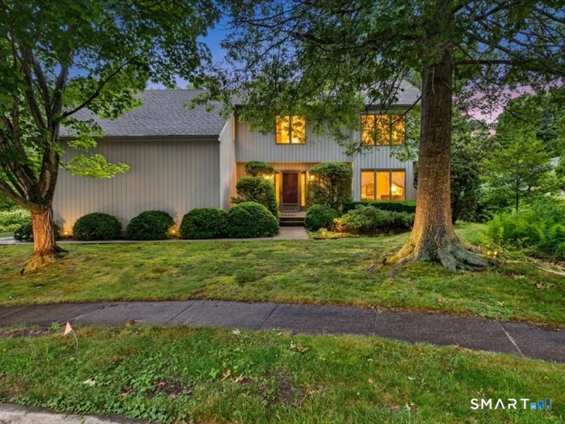 44 Overlook Avenue Groton CT 06355