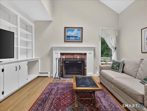 44 Overlook Avenue Groton CT 06355
