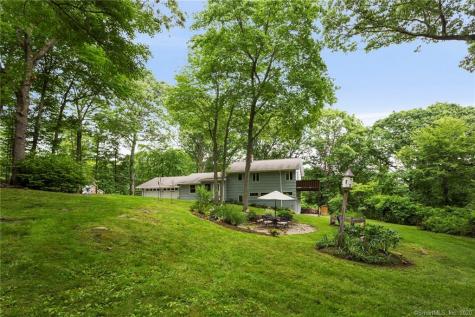 166 Rock Ridge Road Fairfield CT 06824