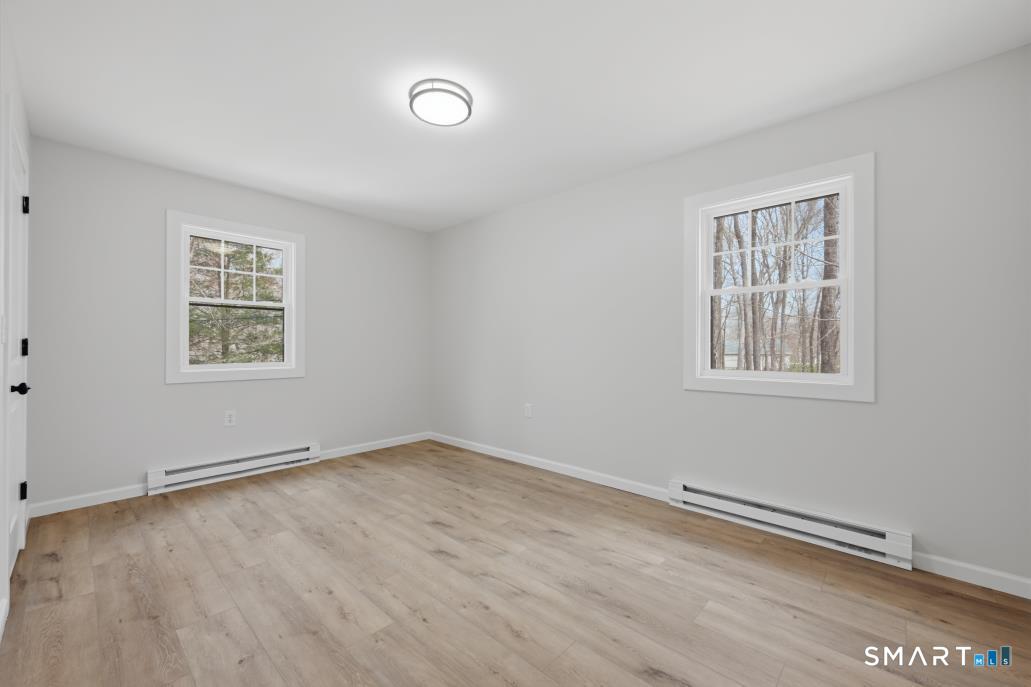 211 Forsyth Road Montville CT 06370