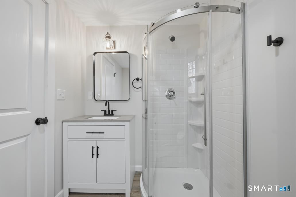 211 Forsyth Road Montville CT 06370