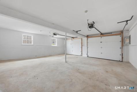211 Forsyth Road Montville CT 06370