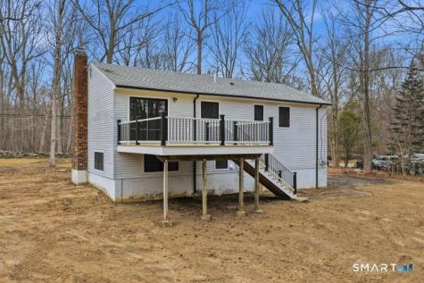 211 Forsyth Road Montville CT 06370