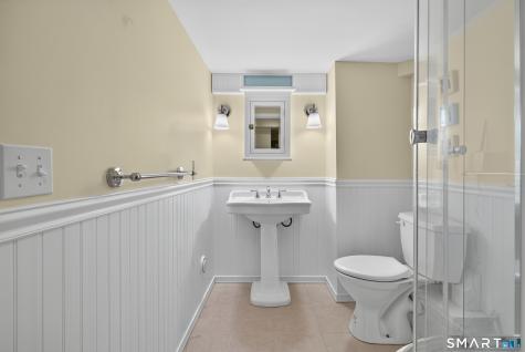 2 Oleander Drive Clinton CT 06413