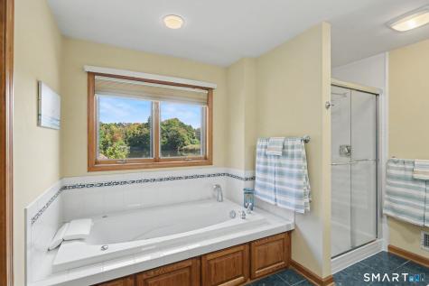94 Tomlinson Road Seymour CT 06483