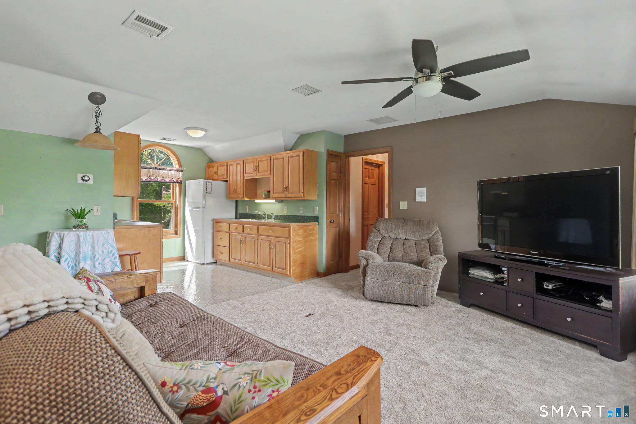 94 Tomlinson Road Seymour CT 06483