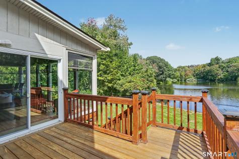 94 Tomlinson Road Seymour CT 06483