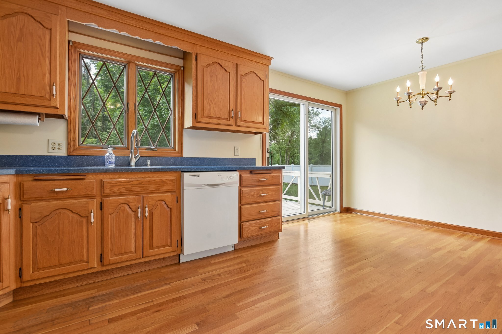 19 Palmer Road North Haven CT 06473