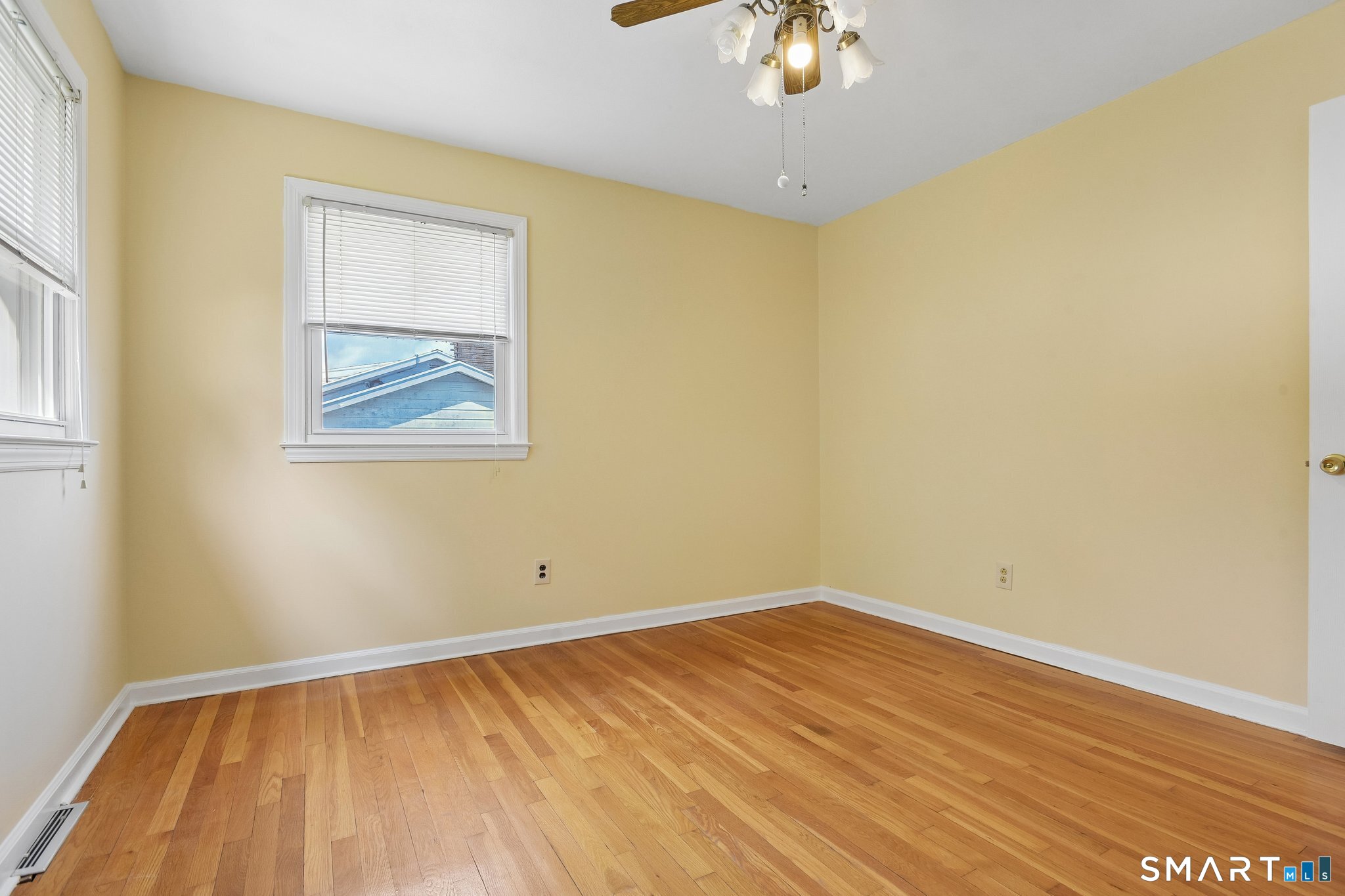 19 Palmer Road North Haven CT 06473