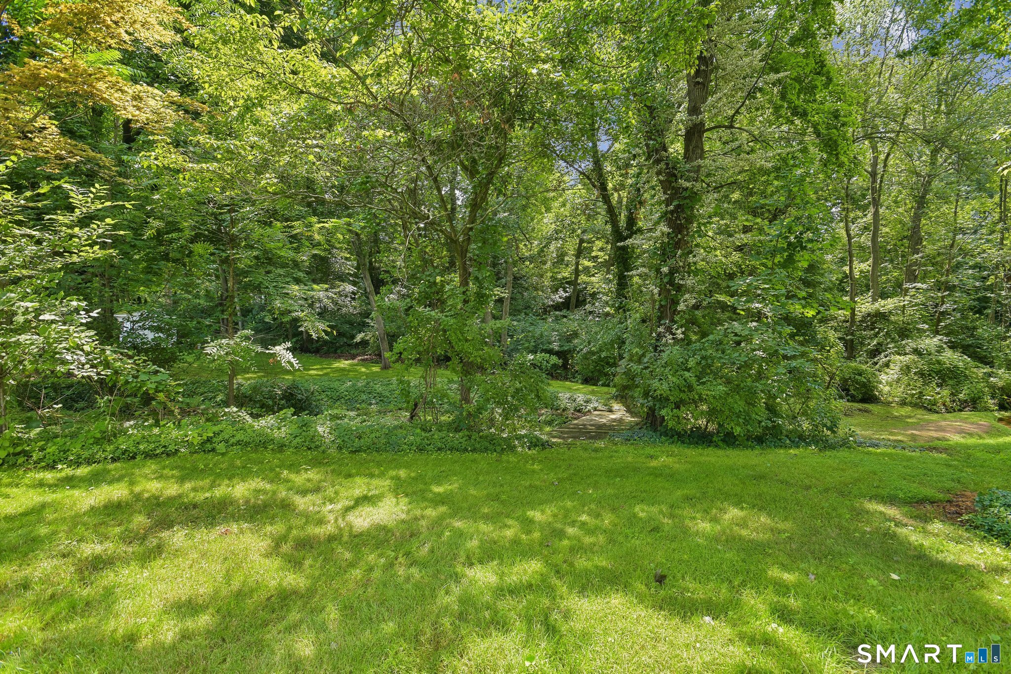 19 Palmer Road North Haven CT 06473