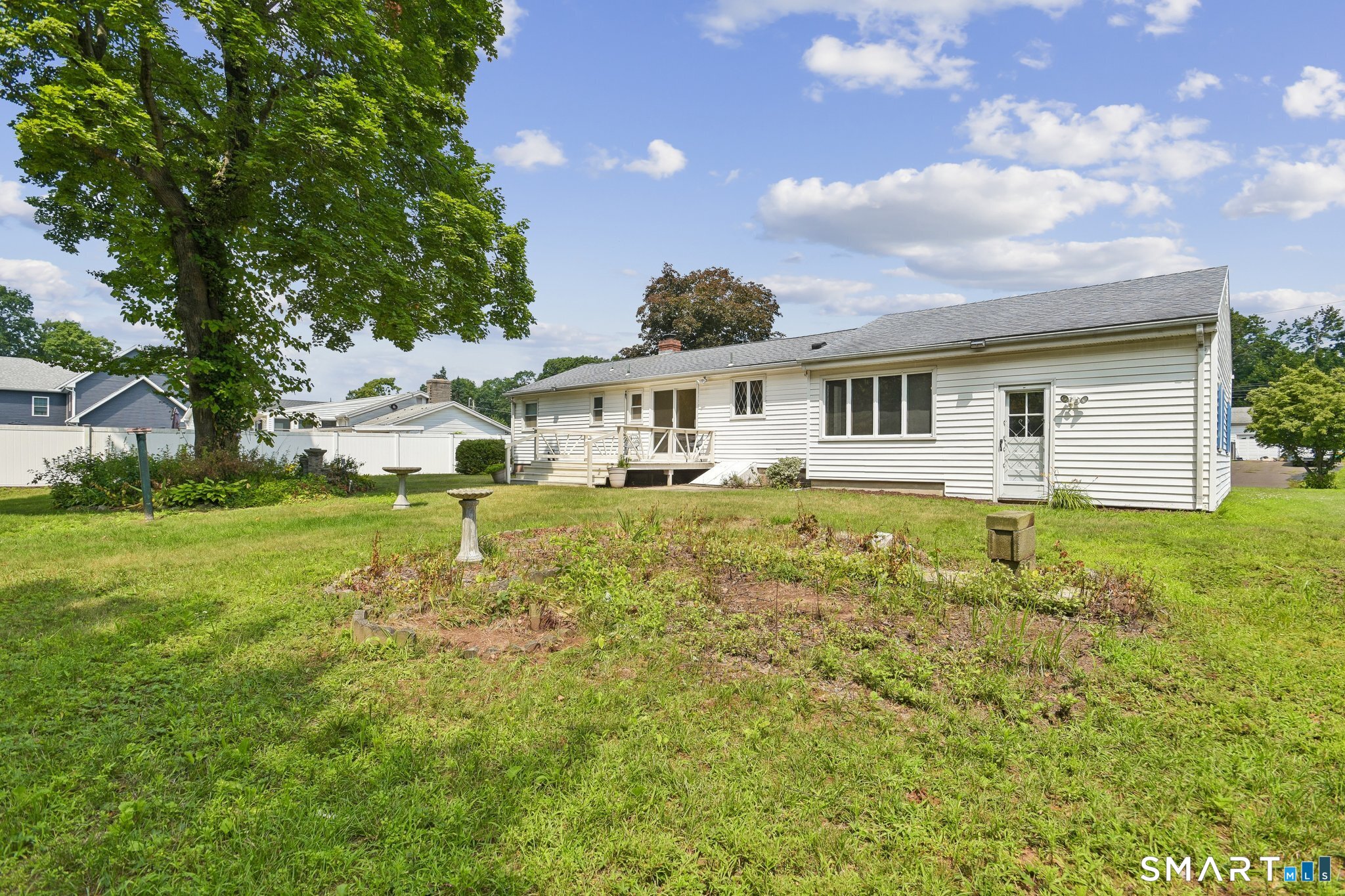 19 Palmer Road North Haven CT 06473