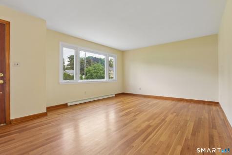 19 Palmer Road North Haven CT 06473