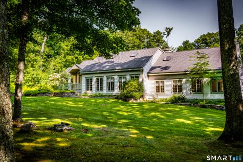 12 West Mountain Road Sharon CT 06069