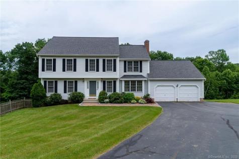 52 Cobblestone Drive Hamden CT 06518