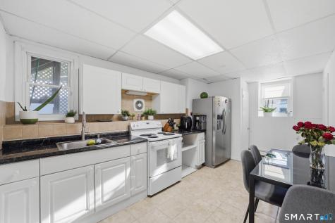 208 Sunrise Terrace Bridgeport CT 06606