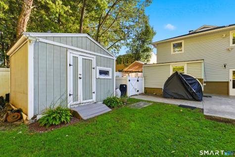 208 Sunrise Terrace Bridgeport CT 06606