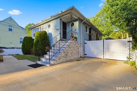 208 Sunrise Terrace Bridgeport CT 06606