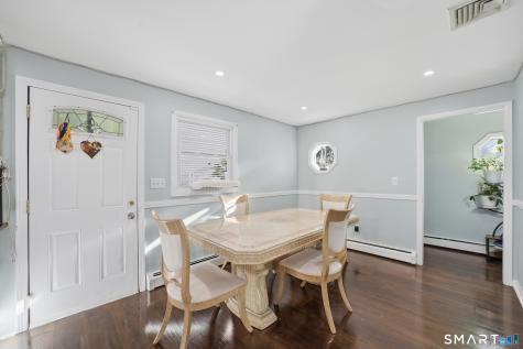 208 Sunrise Terrace Bridgeport CT 06606